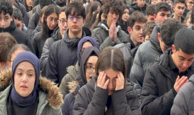 Yangın faciasında hayatını kaybeden öğrenciler anıldı