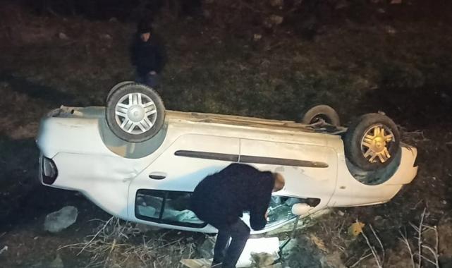 Tokat'ta otomobil tarlaya devrildi: 3 yaralı