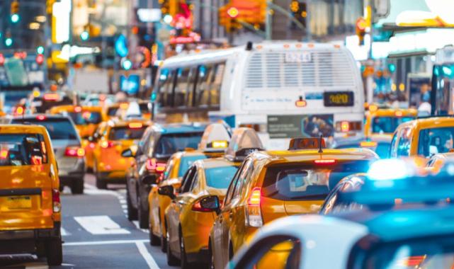 Trump idaresi, New York'ta 'trafik yoğunluğu ücreti' uygulamasını iptal etti