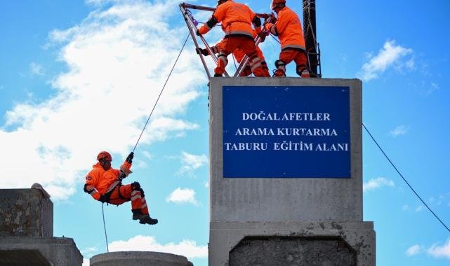 TSK İnsani Yardım Tugayı'ndan arama kurtarma tatbikatı