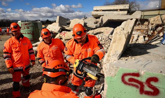 TSK İnsani Yardım Tugayı'ndan arama kurtarma tatbikatı
