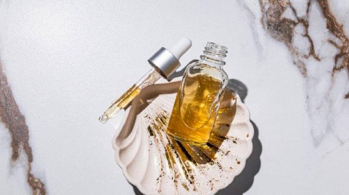 Evde kolayca yapabileceğiniz cilt bakım ürünleriyle ışıldayın!