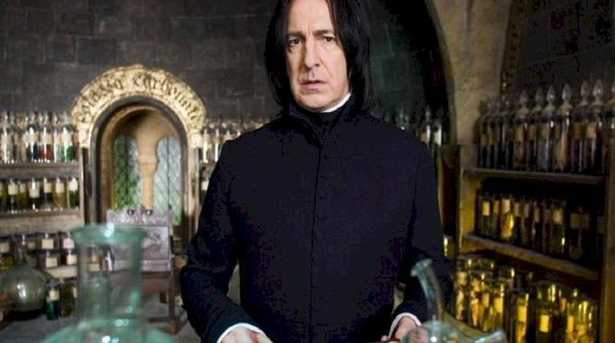 Harry Potter dizisinin profesör Snape&#039;i belli oldu: Emmy adayı oyuncu canlandıracak