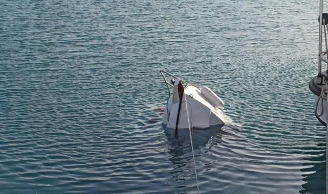 İskenderun'u fırtına vurdu: Deniz çekildi