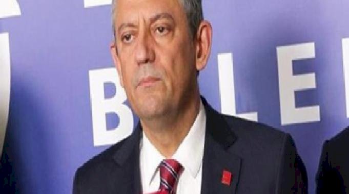 Pazartesi Normal Bir Türkiye&#039;ye Uyanmak İstiyoruz&quot;Açıklama Özgür Özel&#039;den