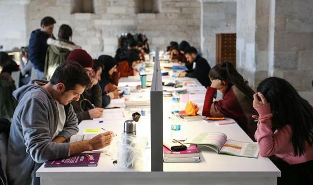 Türkiye'nin üniversite başarısı: Son 5 yılın rekoru kırıldı