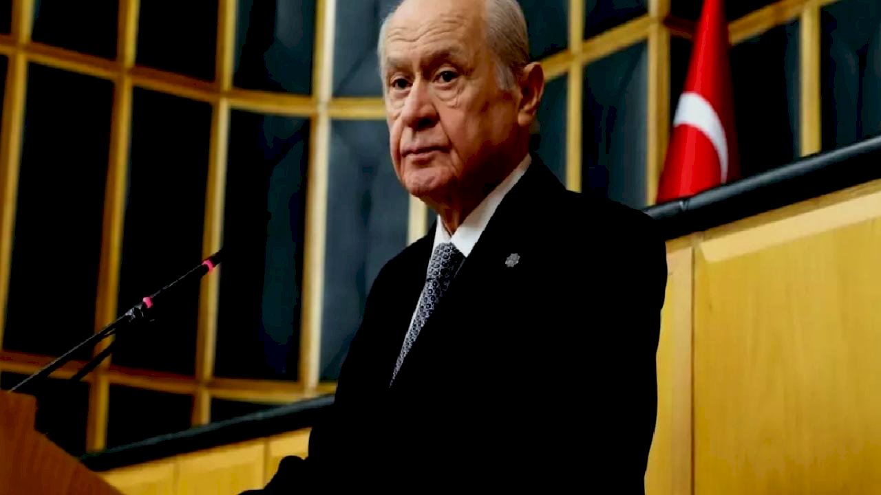 Bahçeli&#039;den İstanbul depremine ilişkin ilk açıklama: Artık İstanbul&#039;un bir numaralı gündemdir