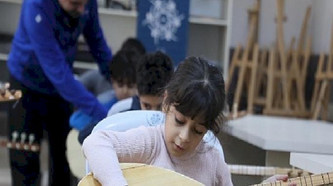 Başkan Çerçioğlu&#039;nun Etkinlikleri ile Aydınlı Çocukları Türk Halk Müziğinin Eşsiz Notalarını Öğreniyor