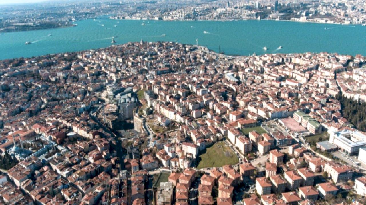 AK Parti'den yasa teklifi: Nüfusu 5 binin üzerinde olan yerler belediye kurabilecek