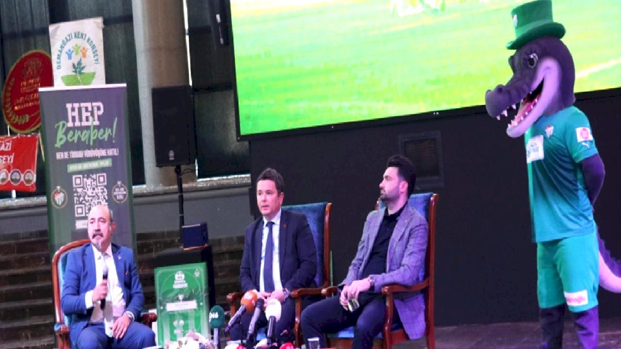 Bursaspor, Süper Lig şampiyonluğunun 15. yıl dönümünü kutladı