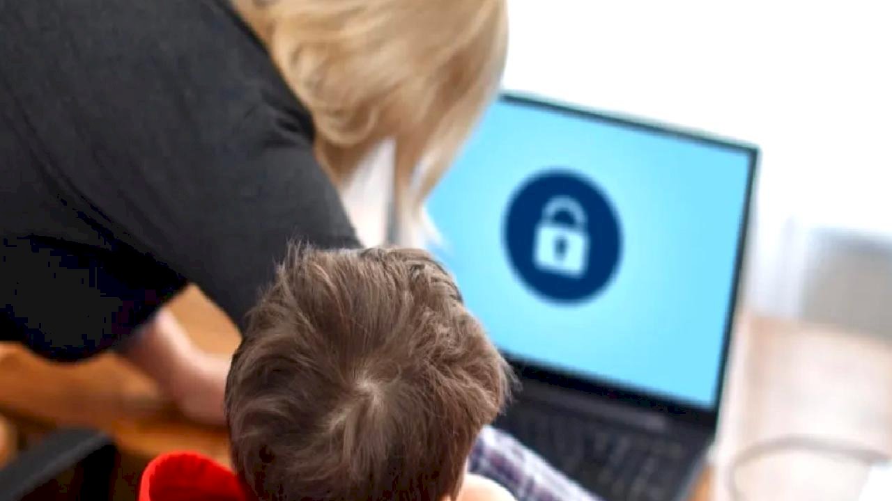 Çocukları dijital dünyanın risklerinden koruyacağız