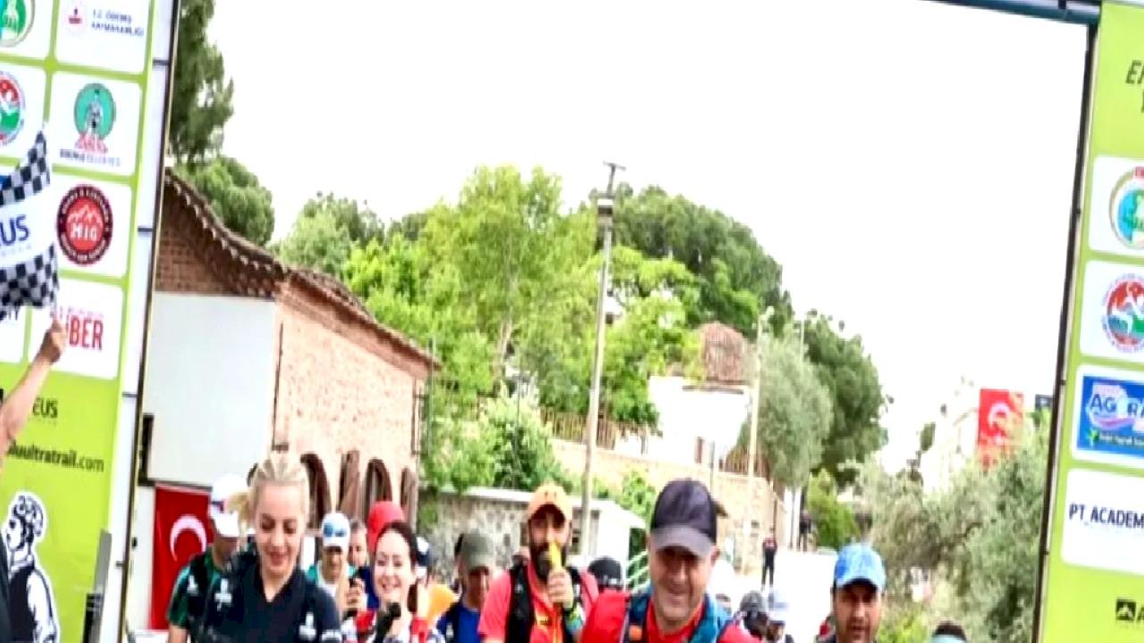 Efeler Yolu Ultra Trail&#039;de start verildi