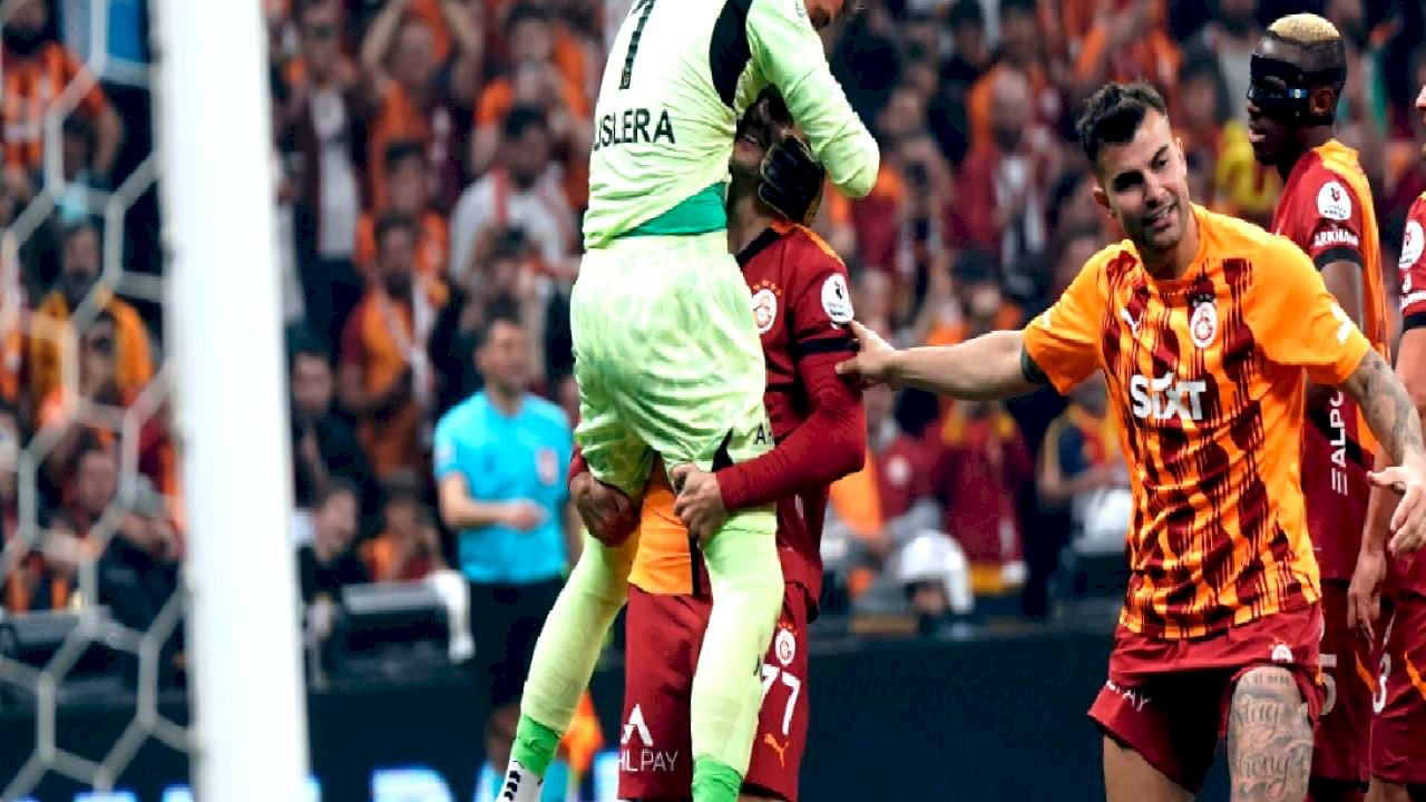 Fernando Muslera, 13 yıl sonra penaltı golü attı