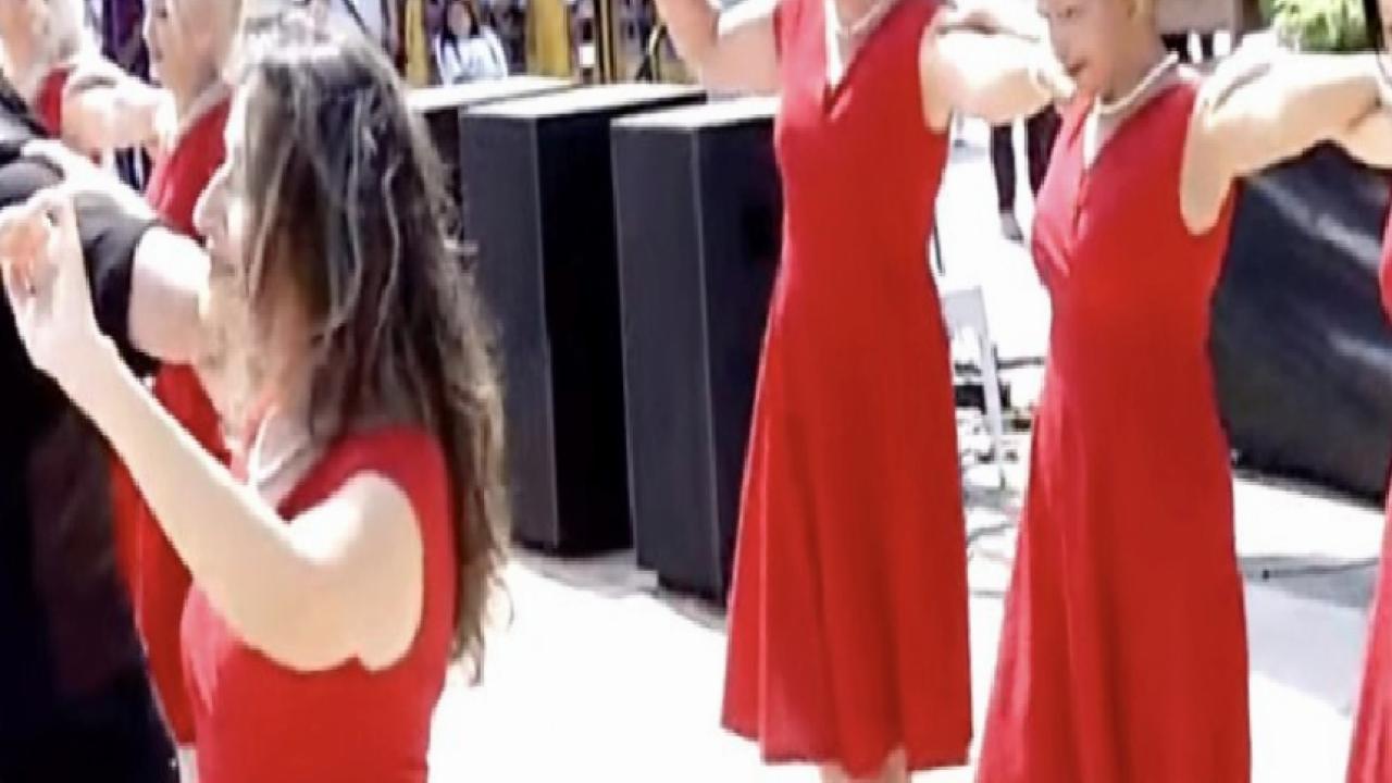 Fethiye Belediyesi'nden sirtaki şov