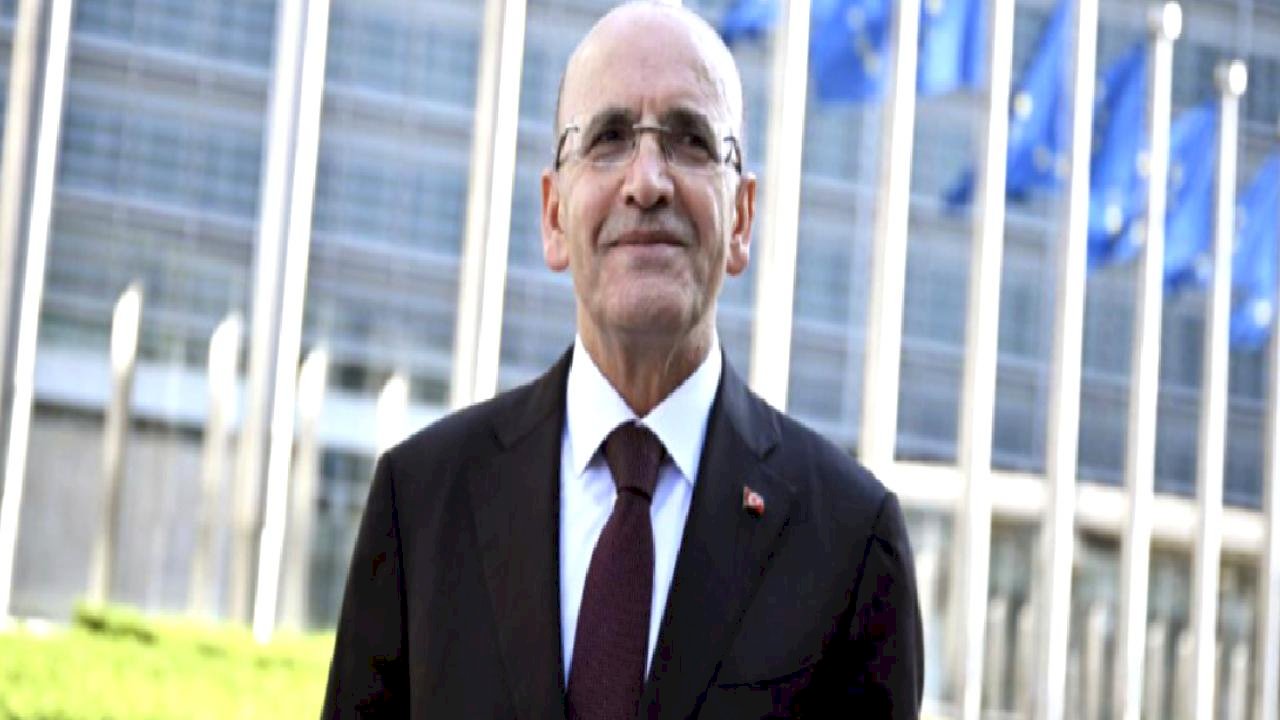Mehmet Şimşek İngiltere&#039;de yatırımcılarla buluşacak