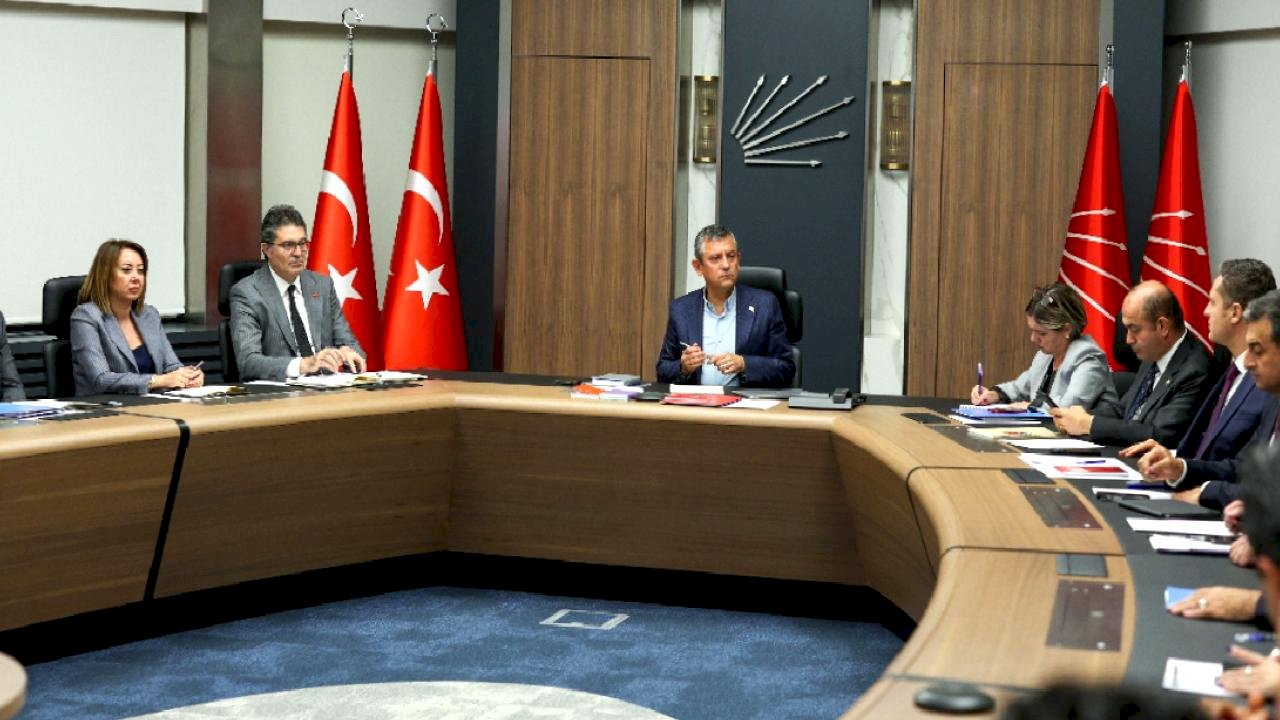 Saldırıya uğrayan Özgür Özel'den koruma zafiyeti iddialarına yanıt