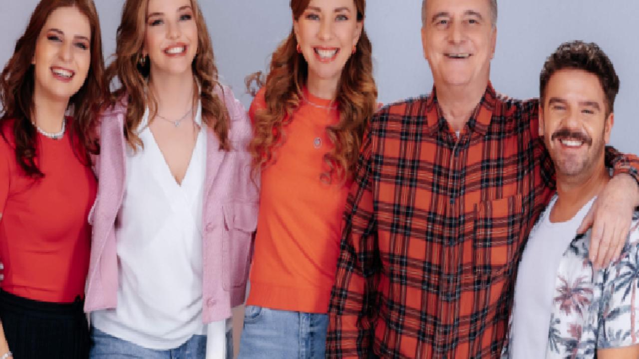 “Sihirli Annem: Hepimiz Biriz” filminden ana afiş paylaşıldı