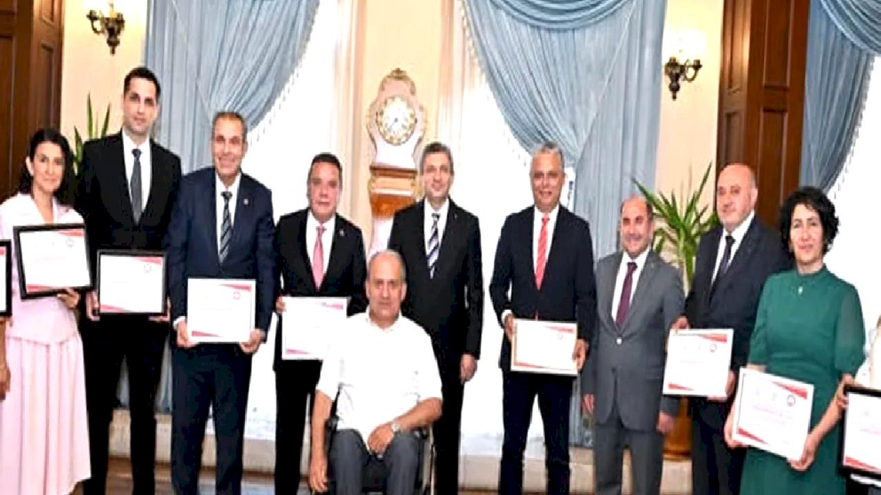 Antalya Büyükşehir Hizmet Binasına ‘Erişilebilirlik Belgesi’