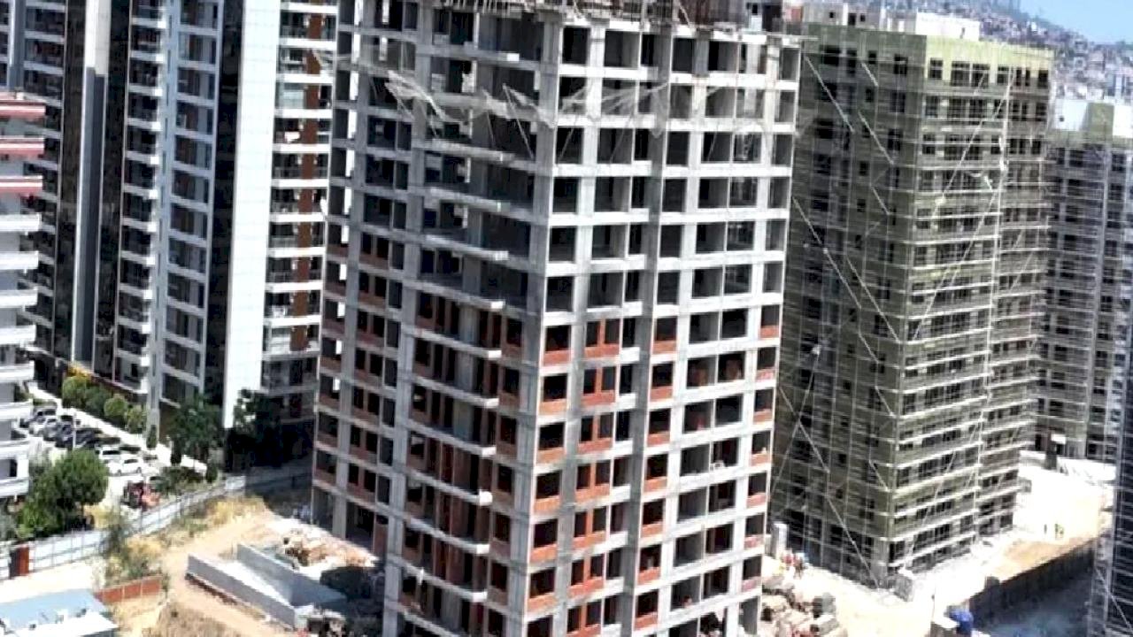 Başkan Tugay'dan Örnekköy’de kentsel dönüşüm denetimi