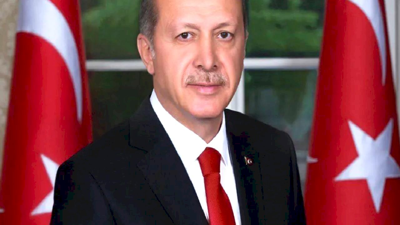 Cumhurbaşkanı Erdoğan’dan bayram mesajı: Dayanışma ile geleceği kucaklayacağız