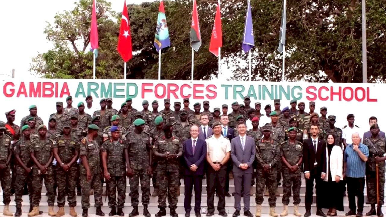 Gambiyalı Askerler Türkçe Kursunu Tamamladı