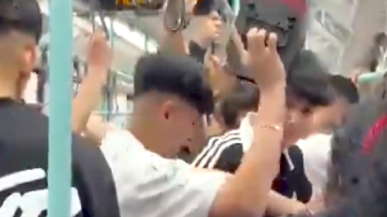 İstanbul'da halka açık alanlarda yüksek sesle müzik açana para cezası geliyor