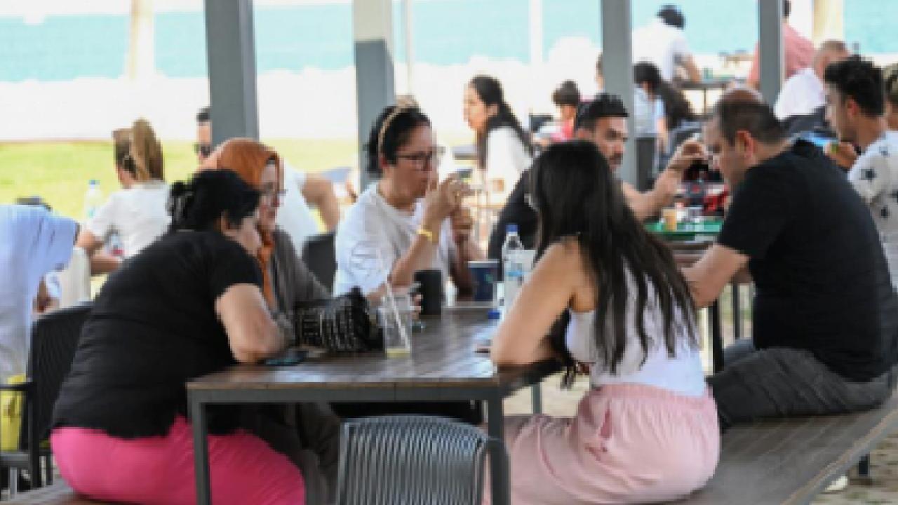 Mersin Büyükşehir’in kafeleri bayramda yoğun ilgi gördü