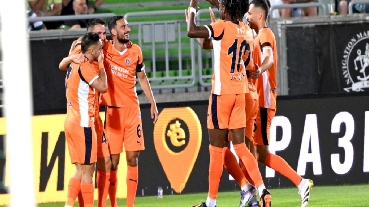 Başakşehir, Konferans Ligi&#039;nde Cherno More Varna&#039;yı yendi