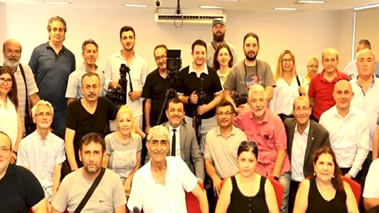 Başkan Çavuşoğlu Denizli&#039;de basın çalışanlarının bayramını kutladı