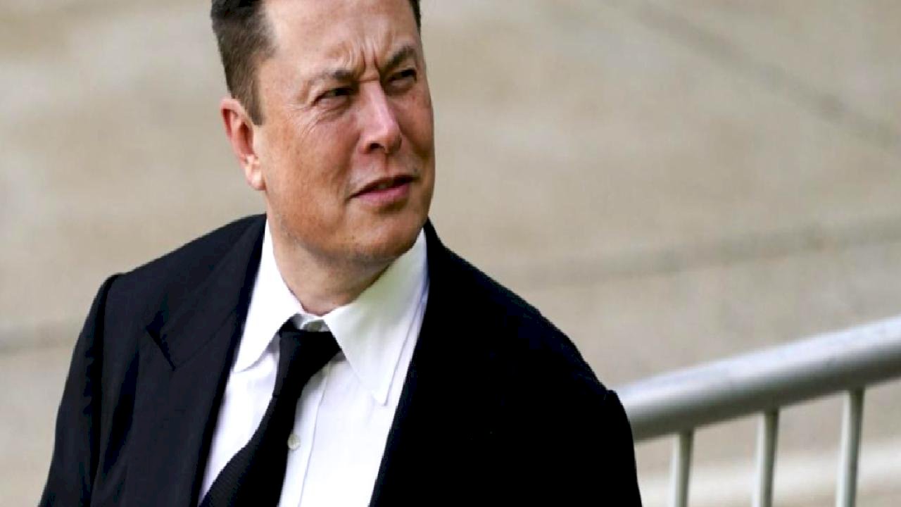 Elon Musk parti kurmaya hazırlanıyor: Stratejisini açıkladı