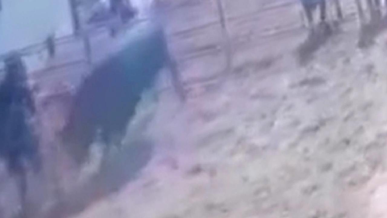 Isparta'da boğanın saldırısına uğrayan besici ağır yaralandı
