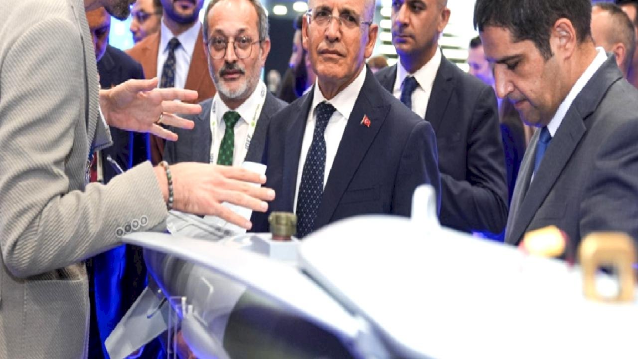 Mehmet Şimşek: Türkiye&#039;nin savunma sanayiinde geleceği çok parlak