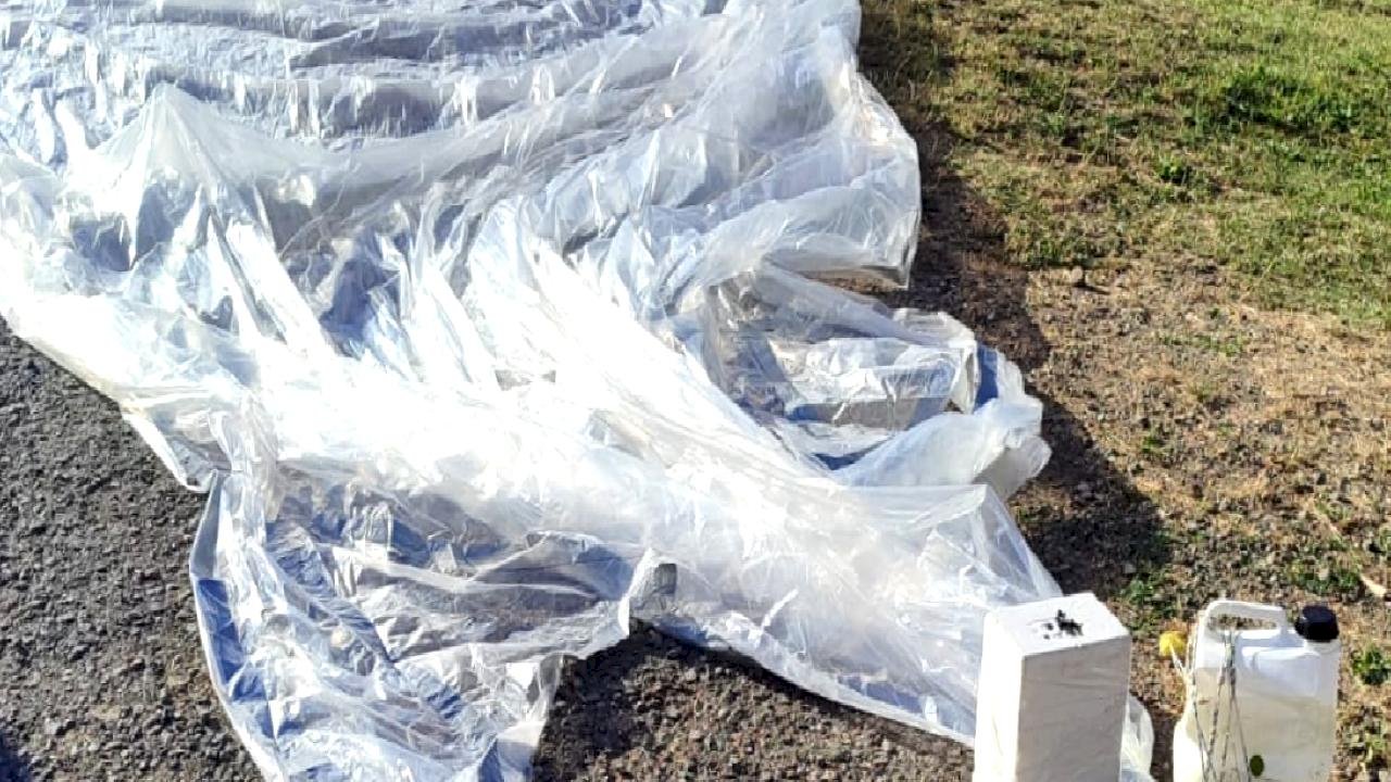 Sakarya'da gökyüzünden düşen paraşüte benzer nesne, incelemeye alındı
