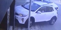 Amasya'da kadınlar saniyelerle kazadan kurtuldu