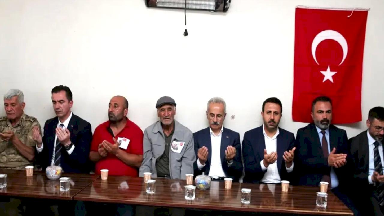 Ulaştırma ve Altyapı Bakanı Uraloğlu, Bitlis&#039;te şehit Yeşildemir&#039;in ailesine taziye ziyaretinde bulundu Açıklaması