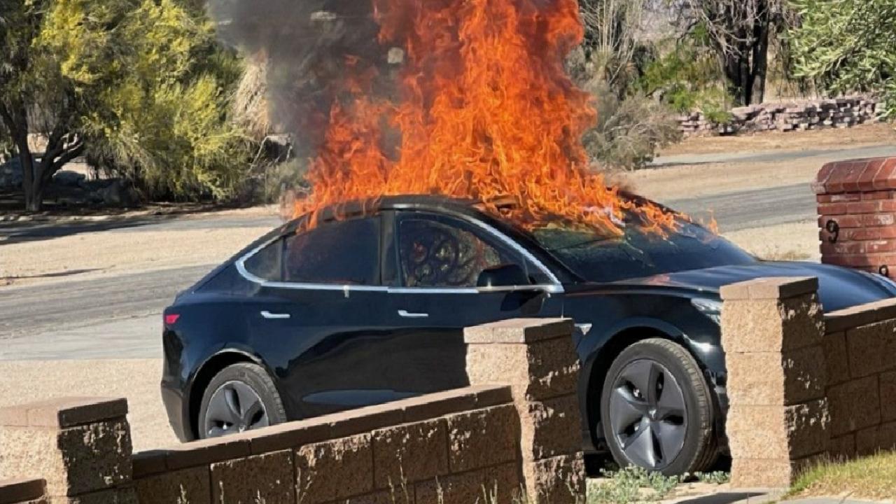 Yeni rapor geldi: İşte Tesla modellerinin yangın ve kaza riski oranı