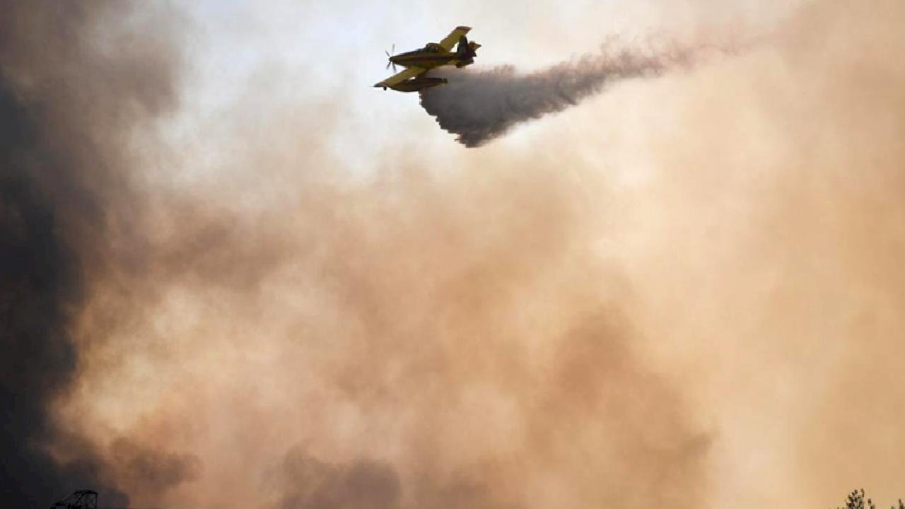 Yurdun çeşitli bölgelerinde süren yangınlara müdahale ediliyor