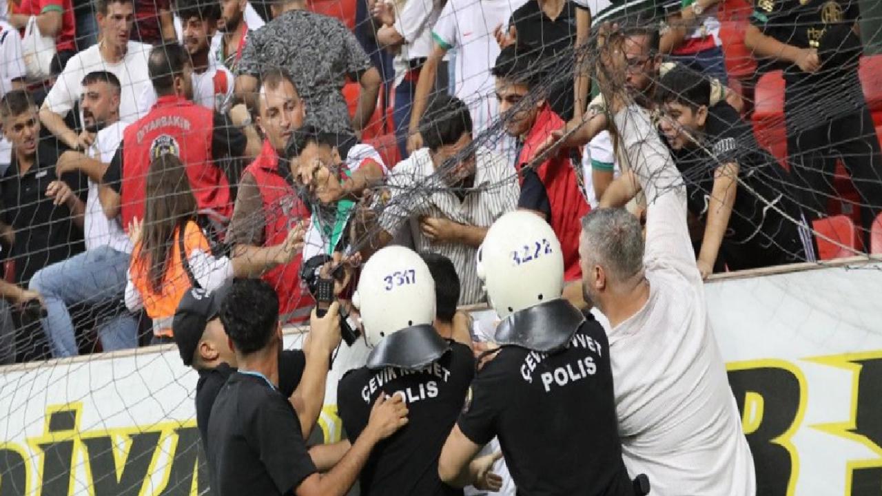 Amedspor-Erzurumspor maçı sonrası kavga çıktı