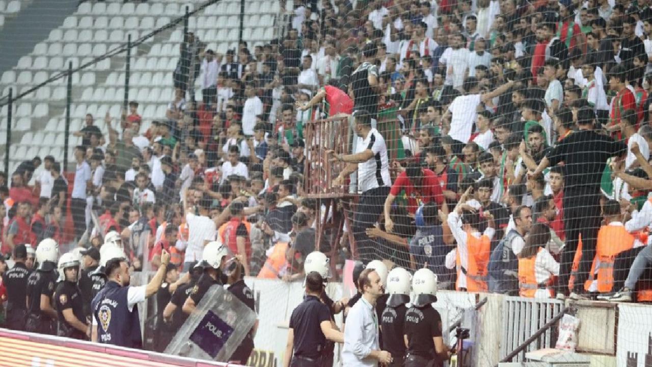 Amedspor-Erzurumspor maçı sonrası kavga çıktı