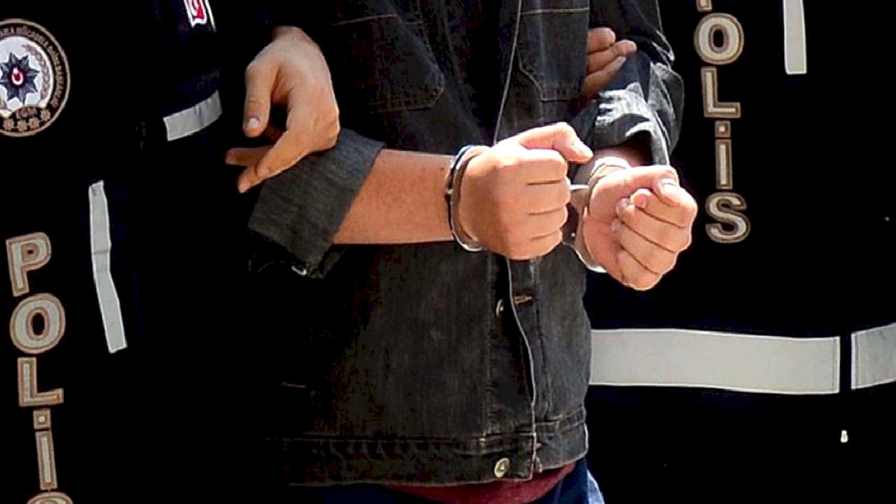 Çanakkale&#039;de firari FETÖ hükümlüsü yakalandı