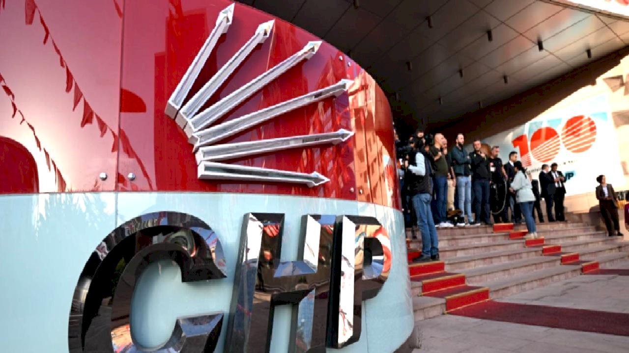 CHP, yeni Genelkurmay Başkanı Bayraktaroğlu&#039;ndan rahatsız oldu