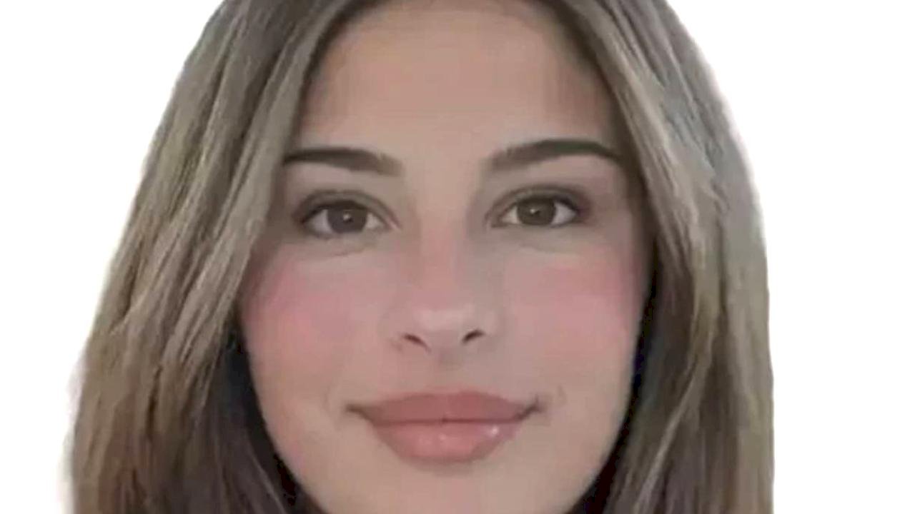 Defne Akçakayalıoğlu Miami’deki Evinde Yaşamını Yitirdi