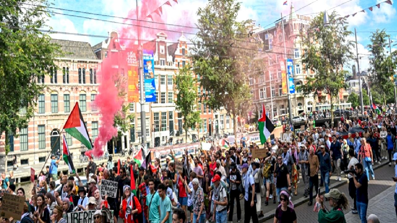 Hollanda&#039;dan Filistin&#039;e destek: İsrail&#039;in &#039;işgalini genişletme&#039; kararı protesto edildi