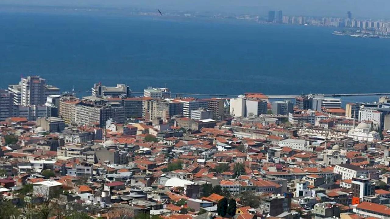 İzmir'de planlı ve dönüşümlü su kesintisi: 11 ilçe etkilenecek