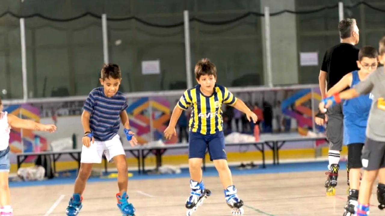 İzmir’de tekerlekli paten kursuna ilgi yoğun