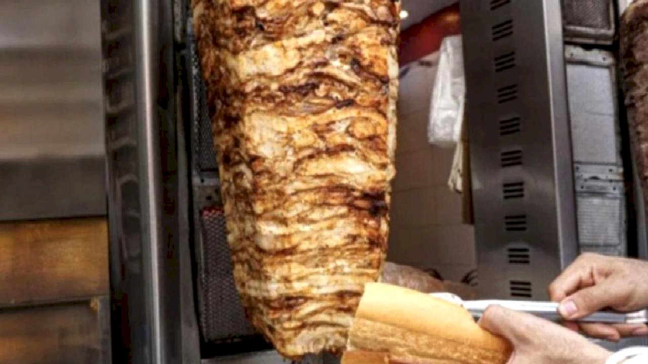 Kocaeli&#039;de tavuk dönerden 999 kişi zehirlenmişti: İstenen ceza belli oldu