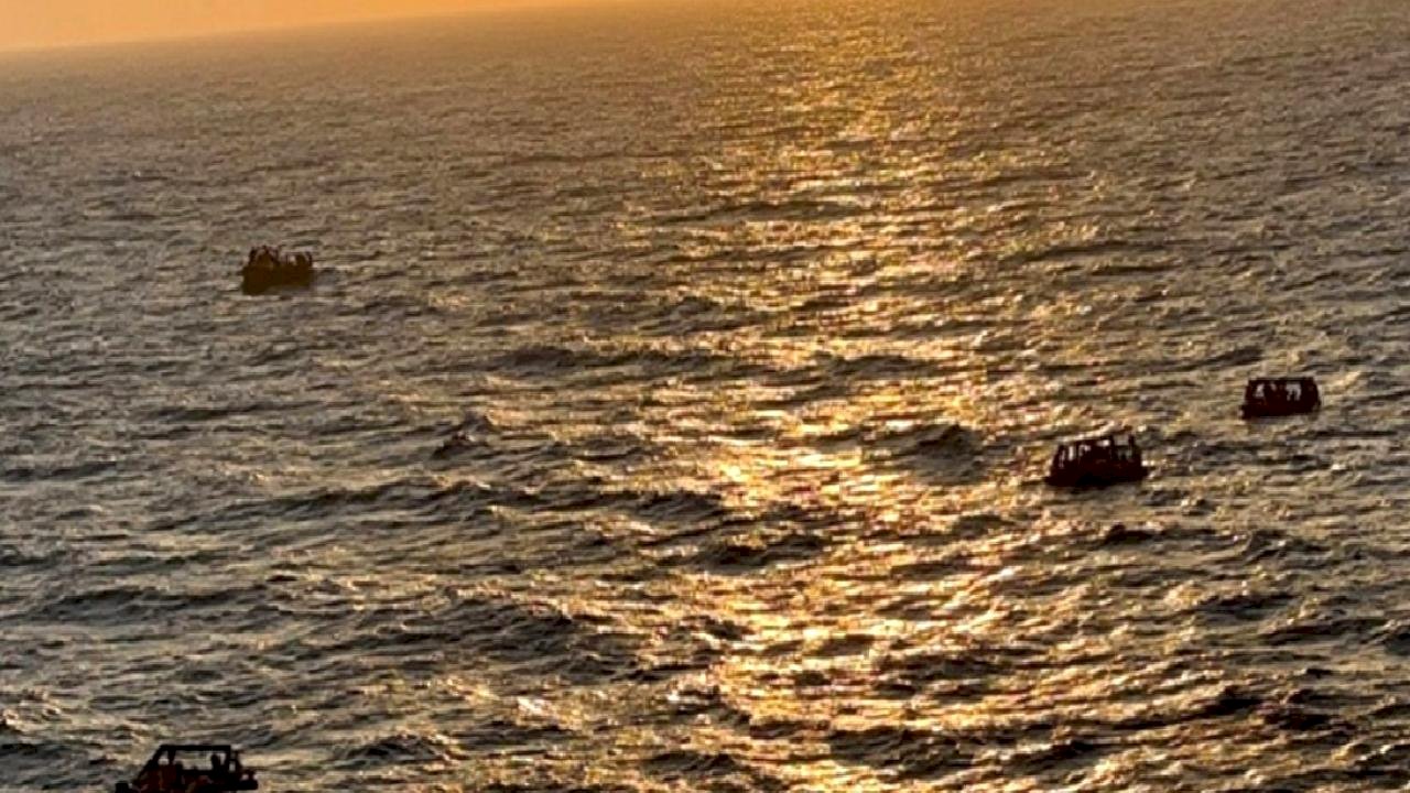 Muğla&#039;da Yunanistan’ın ölüme ittiği 20’si çocuk 86 düzensiz göçmen kurtarıldı