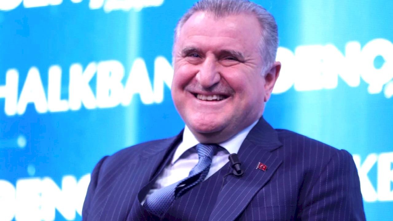 Osman Aşkın Bak’tan Süper Lig 2025-2026 sezonu paylaşımı