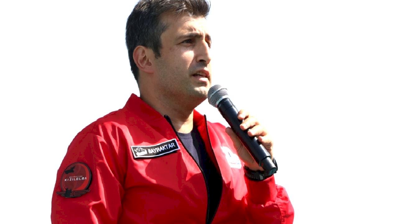 Selçuk Bayraktar 30 Ağustos&#039;a işaret etti: Büyük bir sürprizimiz olacak