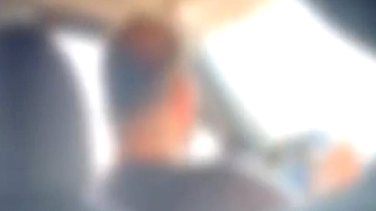 Bursa&#039;da taksicilerin alıkoyup kayda aldığı uygulama sürücüsü: 6 aylık çocuğum var yapmayın